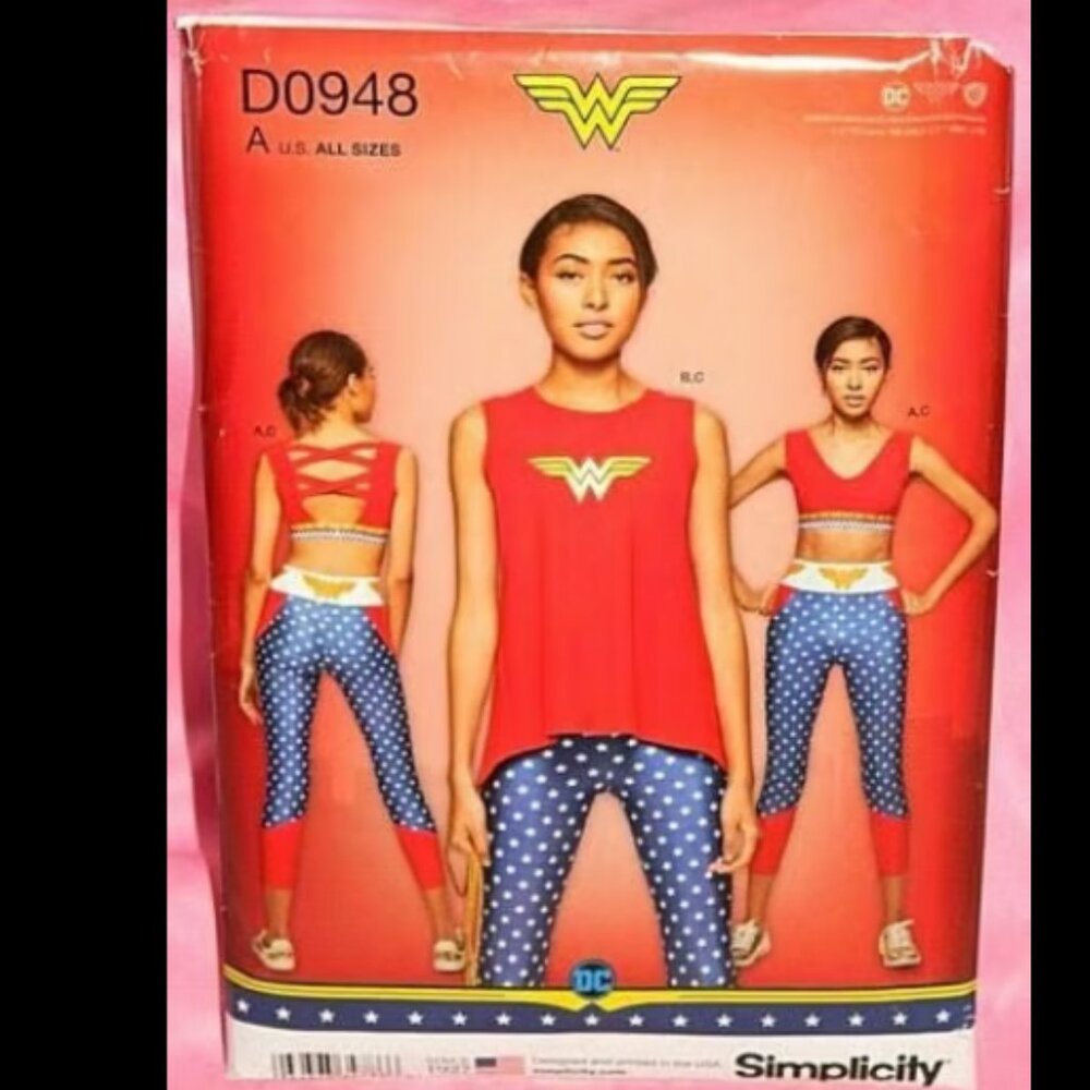 Simplicity D0948/8631 Wonder Woman Knit Sports Bra, Top, Leggings, Misses XS-XL